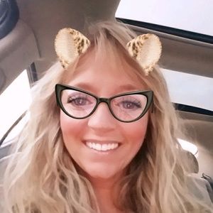 Meet your Posher, Jeannie